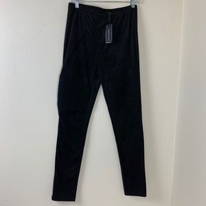 Amanda Green Black Pants Size Medium legging nwt